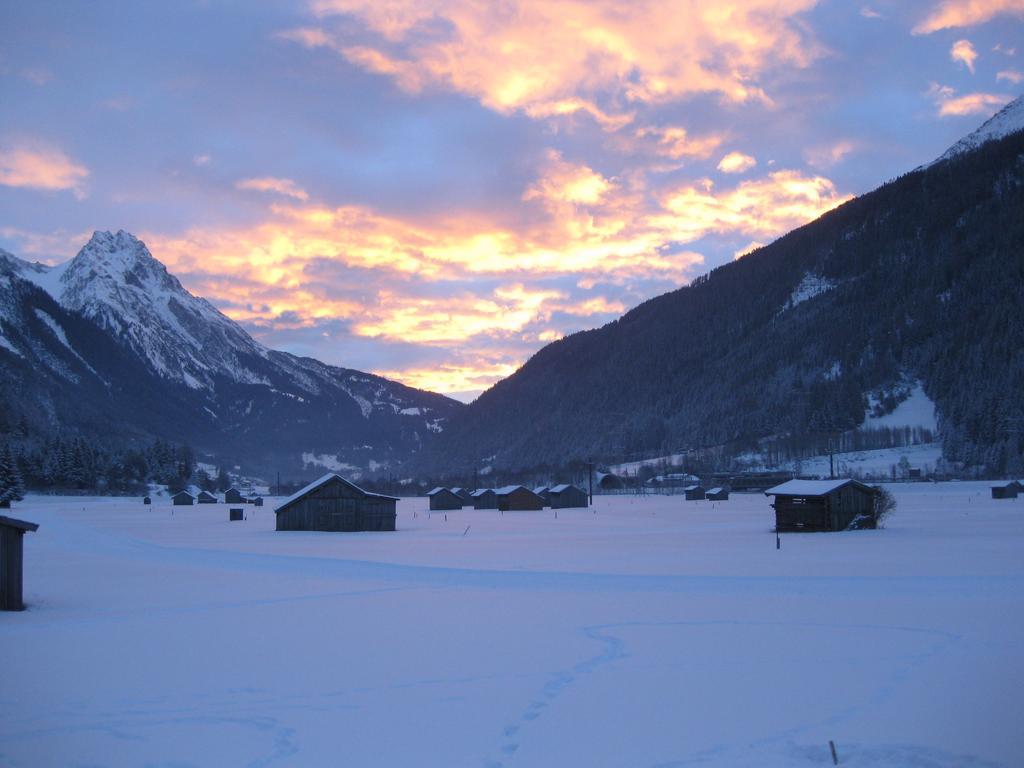 Apart Bella Monte Apartment Pettneu am Arlberg Luaran gambar